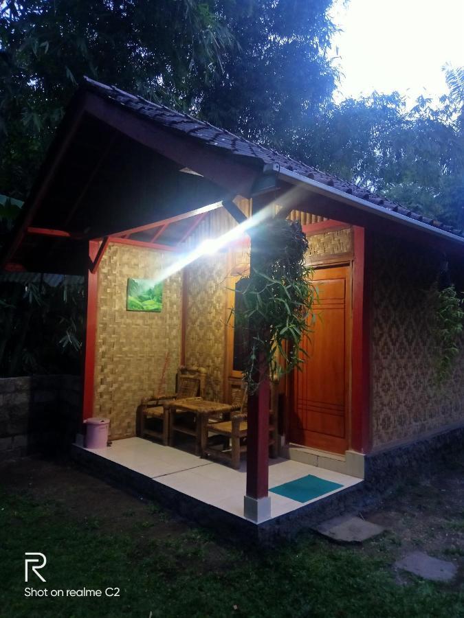 Tereng Wilis Jungle Inn Tetebatu Eksteriør bilde