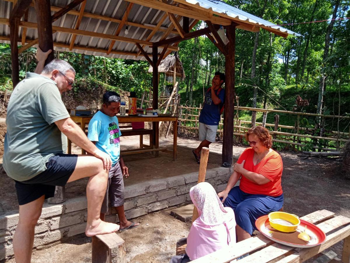 Tereng Wilis Jungle Inn Tetebatu Eksteriør bilde